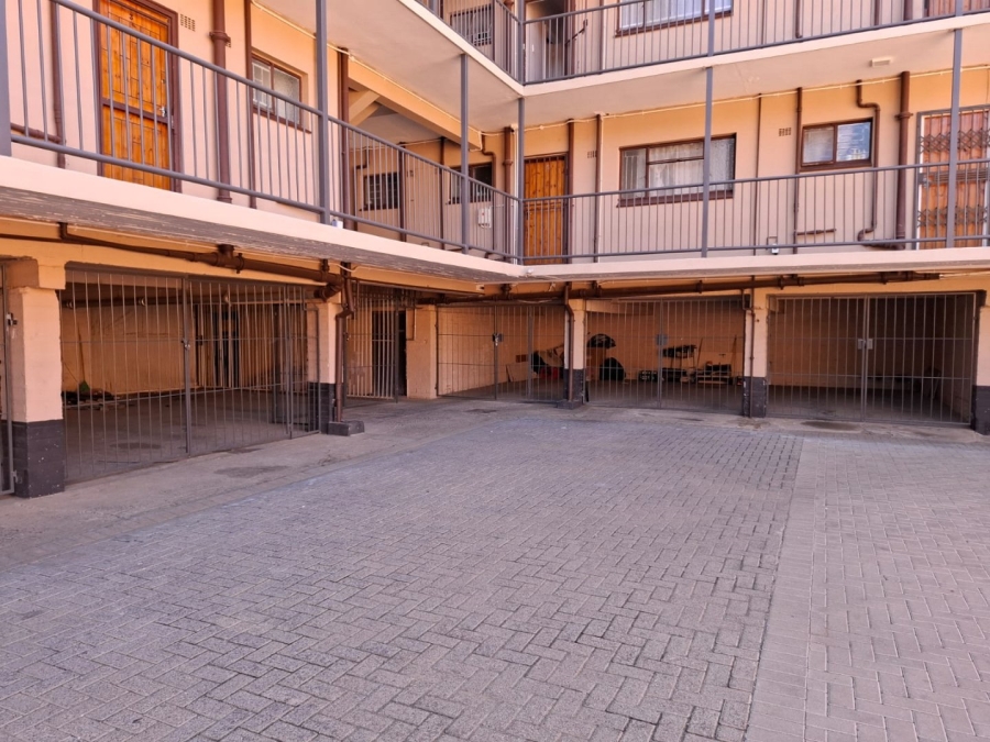To Let 1 Bedroom Property for Rent in Bloemfontein Free State